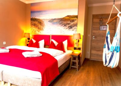 DZ Deluxe mit Haengematte komprimiert sonning