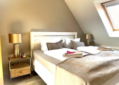 FS Schlafzimmer oben1 komprimiert